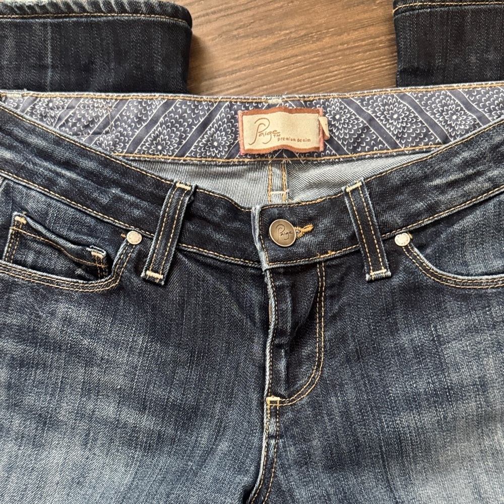 Paige Women's Blue Jeans in Laurel Canyon Low rise Bootcut size 27 - Picture 5 of 8